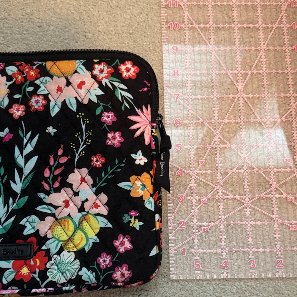 Vera Bradley Black Multicolor Floral Tablet Bag - Picture 5 of 6